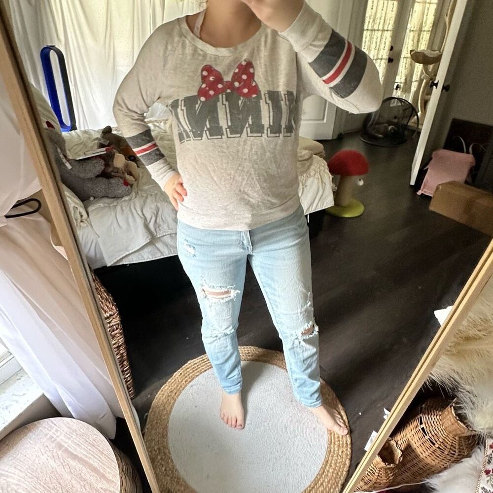 Walt Disney World Women’s Extra Small Minnie Mouse Longsleeve